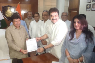 Cong's Kuldeep Bishnoi resigns as MLA, set to join BJP Thursday