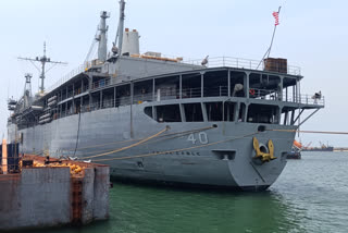 US Navy warship Frank Cable reaches Vishakapatnam