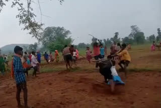 Fight between two Group in land dispute in Latehar