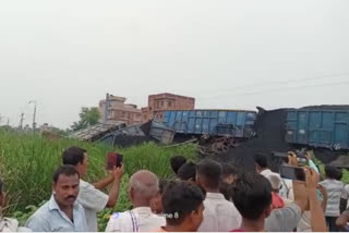 Goods train derailed in Nalanda, One Died During Taking Selfie