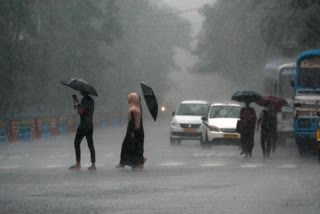 kerala rains  kerala rains today  kerala rain alert  kerala red alert districts  kerala rain live updates  Kerala Weather News Live Updates  latest weather updates Kerala  latest Rain updates Kerala  കേരളത്തിലെ കാലാവസ്ഥ റിപ്പോര്‍ട്ട്  കേരളത്തിലെ മഴ റിപ്പോര്‍ട്ട്  സംസ്ഥാനത്തെ റെഡ് അലര്‍ട്ട് ജില്ലകള്‍  കേരളത്തില്‍ മഴ ശക്തമാകുന്നു  കേരളത്തിലെ ഓറഞ്ച് അലര്‍ട്ട് ജില്ലകള്‍  കേരളത്തിലെ യെല്ലോ അലര്‍ട്ട് ജില്ലകള്‍