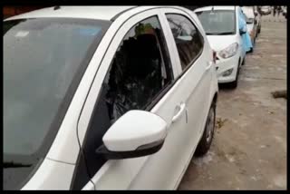 25 vehicles were broken in yamunanagar