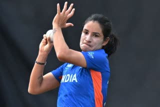 cwg2022-renuka-singh-sensational-bowling