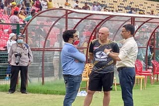 EB Coach Stephen Constantine