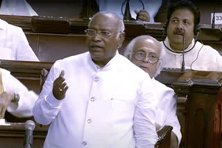 Etv BharatMallikarjun Kharge being questioned by ED