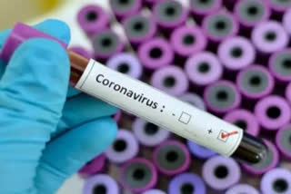 SARS-CoV-2 patients develop long COVID symptoms
