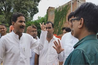 Kolaras MLA Virendra Raghuvanshi scolded SDM