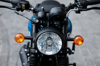 royal-enfield-hunter-350-revealed-price-review-in-india