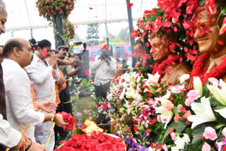 Flower Show In Lalbagh,Lalbagh Flower Show,Independence Day 2022,ಲಾಲ್​ಬಾಗ್​ನಲ್ಲಿ ಫಲಪುಷ್ಪ ಪ್ರದರ್ಶನ,ಕೊರಿನಾ ನಂತರ ಫಲಪುಷ್ಪ ಪ್ರದರ್ಶನ,ಫಲಪುಷ್ಪ ಪ್ರದರ್ಶನದಲ್ಲಿ ರಾಜ್​ಮಾರ್​ಗೆ ವಿಶೇಷ ಗೌರವ,ಫಲಪುಷ್ಪ ಪ್ರದರ್ಶನದಲ್ಲಿ ಪುನೀತ್​ ರಾಜ್​ಮಾರ್​ಗೆ ವಿಶೇಷ ಗೌರವ,ಫಲಪುಷ್ಪ ಪ್ರದರ್ಶನಕ್ಕೆ ಚಾಲನೆ