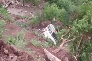 MINI BUS GOING FROM BARMIN TO UDHAMPUR FELL INTO A ROAD DITCH