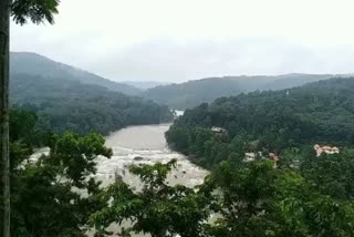 pumba dam orange alert  pumba dam water level  pathanamthitta latest news  പത്തനംതിട്ട വാർത്തകൾ  dam alerts at kerala  kerala rain updation  കേരള മഴ വാർത്തകൾ  പമ്പ ഡാമിന്‍റെ ജലനിരപ്പ്  പമ്പ അണക്കെട്ടിൽ ഓറഞ്ച് അലേർട്ട്  പത്തനംതിട്ട ജില്ലാ കലക്‌ടർ ജാഗ്രതാ നിർദേശം