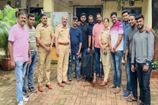 Police team with arrested accused in Versova murder case