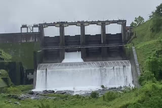 banasura sagar dam opens  banasura sagar dam  kerala rains  wayanad rain  ബാണാസുര സാഗര്‍ ഡാം തുറന്നു  ബാണാസുര സാഗർ  കേരളം മഴ മുന്നറിയിപ്പ്  റവന്യുമന്ത്രി കെ രാജൻ  കബനി നദി