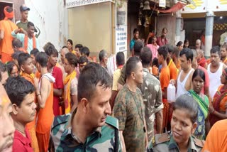 crowd-of-devotees-gathered-in-basukinath-temple