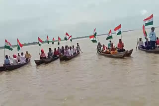 Tiranga Yatra on boat