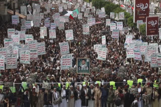 Yemeni Shiite Muslims rally to mark Ashura, support Palestinians