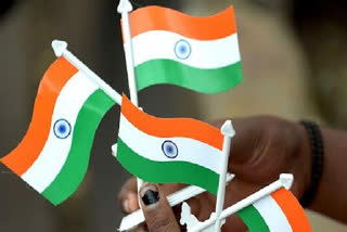 national flags distribution: నేటి నుంచి రాష్ట్రంలో జాతీయ జెండాల పంపిణీ