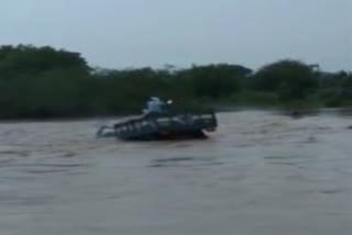5 persons swept in flood, heavy rain in Amravati