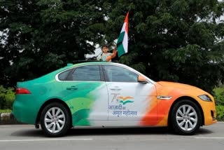 A businessman from Surat painted a car in the tricolor worth croresEtv Bharat