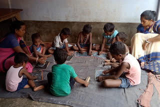 Anganwadi Sevika Sahayika in Dumka