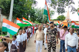 एस.एस.बी ने निकाला फ्लैग मार्च