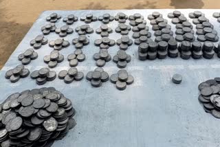 Coins market faded in Shravani fair in deoghar
