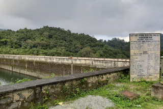 kakkayam dam  കക്കയം ഡാമിന്‍റെ ഷട്ടര്‍ തുറന്നു  ഡാം സേഫ്റ്റി ഡിവിഷൻ എക്സിക്യൂട്ടീവ് എൻജിനീയ  കുറ്റ്യാടി പുഴ  kozhikode latest news  kakkayam dam shutter opened