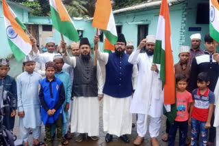 Muslim organization to hoist 75k tricolors under