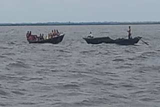 Boat Stuck In Fast Flow Of Ganga