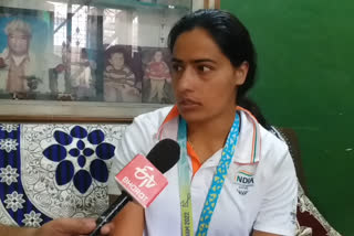 annu-rani-first-indian-woman-win-medal-in-javelin-throw-in-common wealth-games-london
