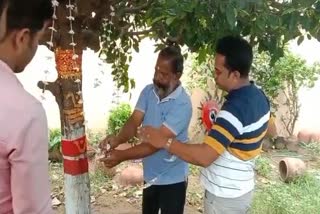 puri volunteer organization tied rakhi to trees on raksha bandhan