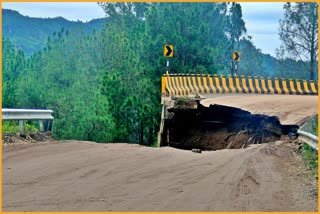 Flyover collapsed on Kalka Shimla NH