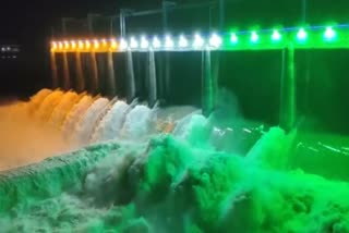 As part of Azadi Ka Amrit Mahotsav tricolor lights were installed at Surat s Ukai Dam watch the video