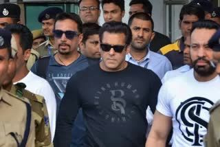 Salman Khan in the High Court against Ketan Kakkad