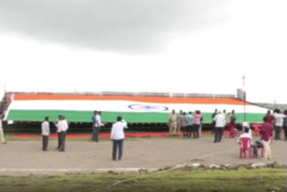 Largest Khadi national flag hoisted in Kalaburagi