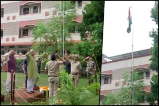 RSS chief Mohan Bhagwat hoists the tricolour