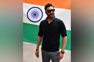 Ajay Devgn shares picture with tricolour