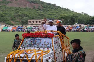 minister-alamgir-alam-hoisted-tricolor-at-sidhu-kanhu-stadium-in-sahibganj