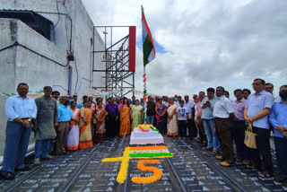more-than-one-crore-tricolour-sold-by-indian-post-west-bengal-circle