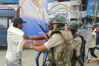 Savarkar banner removed