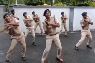 Adorable dance video of police personnel in Giridih is going viral