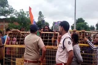 villagers blocked road