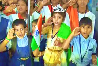 Students Joy Ride in Hyderabad Metro