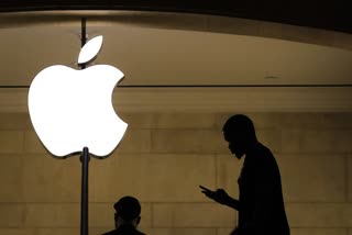 apple-company-removed-100-employees