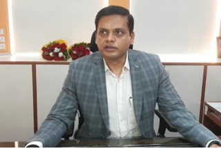 rajesh patil transferred from pimpri chinchwad municipal corporation and shekhar singh has appointed as new commissioner