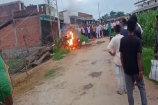 fire in bike in balrampur
