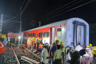 Several injured when passenger train hits goods train in Maharashtra