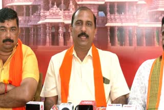 if-congress-calls-for-pfi-sdpi-ban-we-will-join-with-them-says-vhp