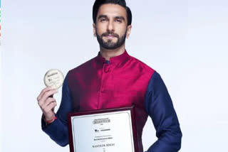رنویر سنگھ نے آئی ایف ایف ایم میں بہترین اداکار کا ایوارڈ جیتنے پر خوشی ظاہر کی