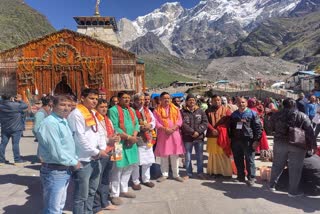 Garhwal MP Tirath Singh Rawat reached Kedarnath